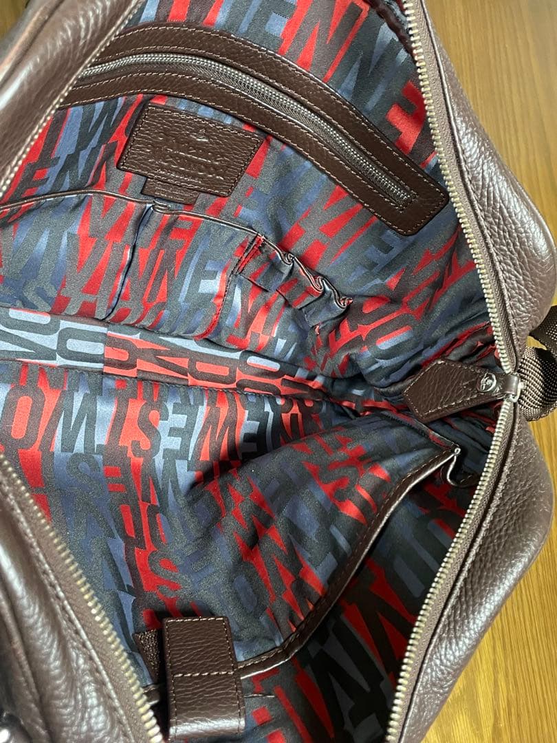 ヴィヴィアンウエストウッド　ブラウンレザー ビジネスバッグ　ショルダーバック