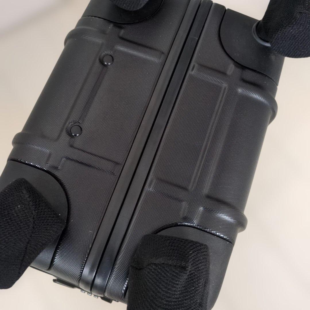 THE NORTH FACE スーツケース 機内持ち込み可