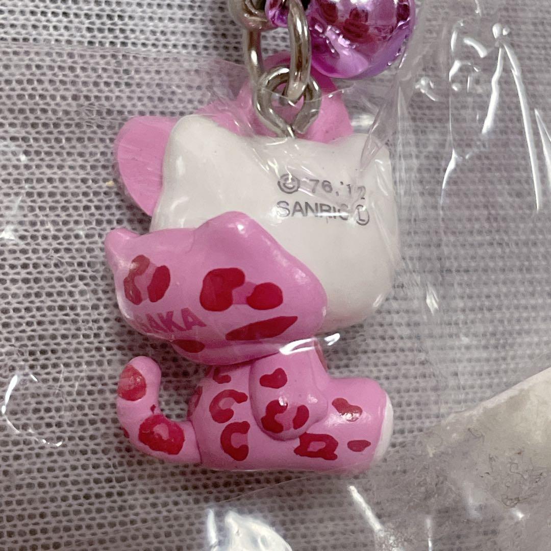 ご当地キティ♡激レア♡大阪限定ピンクヒョウ柄キティちゃん根付け