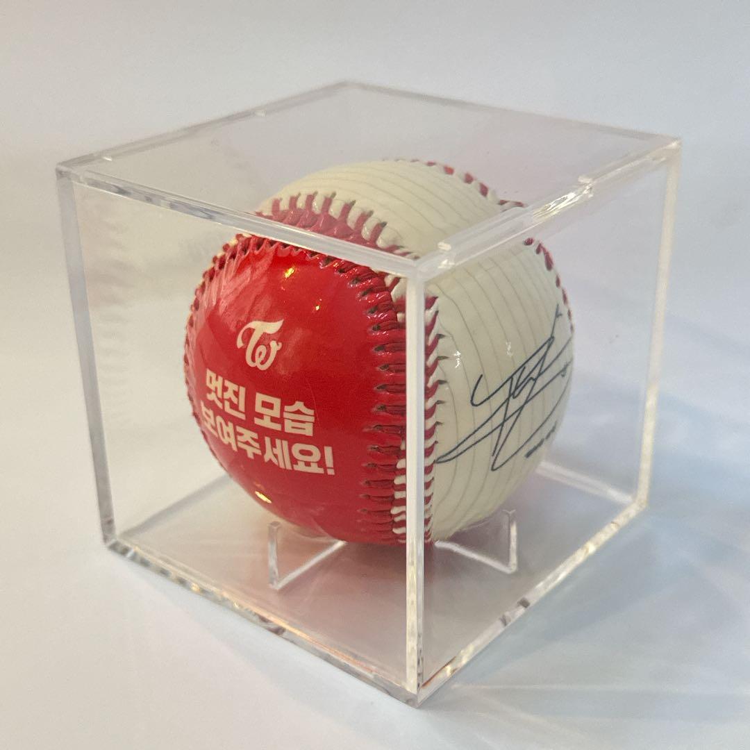 twice ツウィ　ボール　野球ボール　サイン　ストライクゾーン　当選　希少
