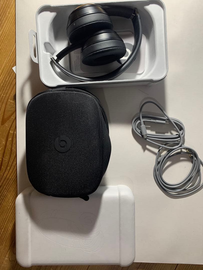 Beats Solo 4 （ヘッドホン）