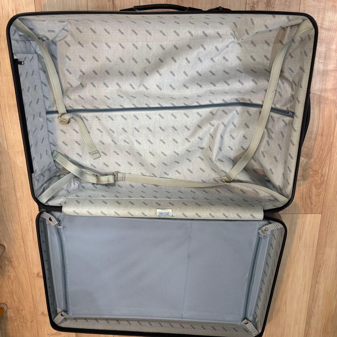 リモワ　サルサ　104L 2輪　シルバー　グレー　最大容量　キャリーケース