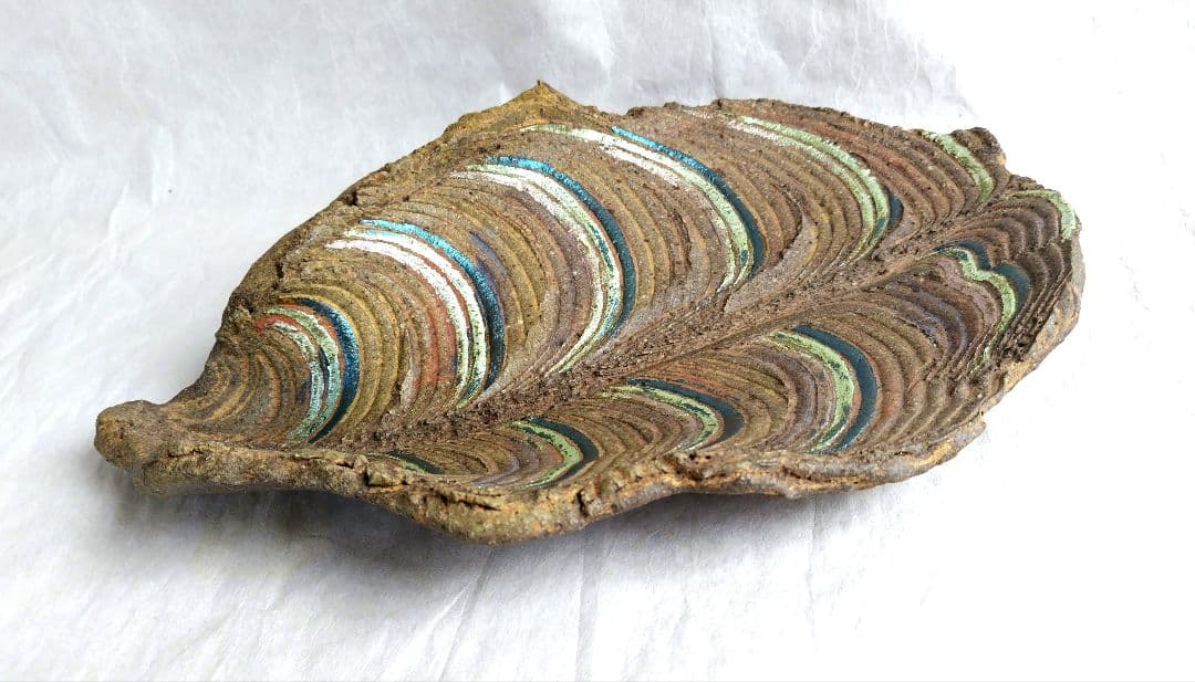 葉化石皿 (杉浦康益 作)