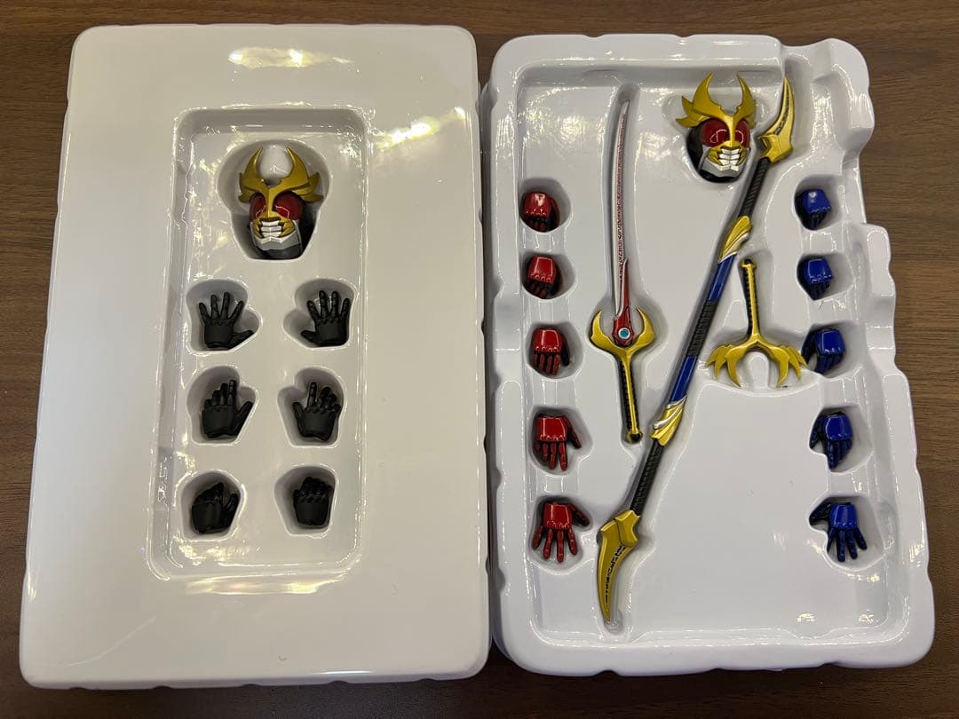 【塗装品】真骨彫製法 仮面ライダーアギト フレイムフォーム&ストームフォーム