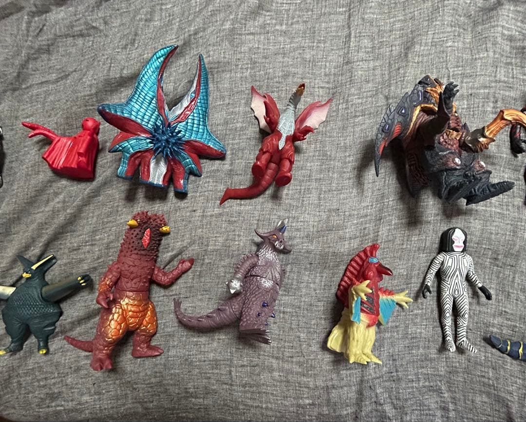 ウルトラマン 怪獣　ソフビ　ミニソフビ　まとめ売り　51体 バラ売り不可