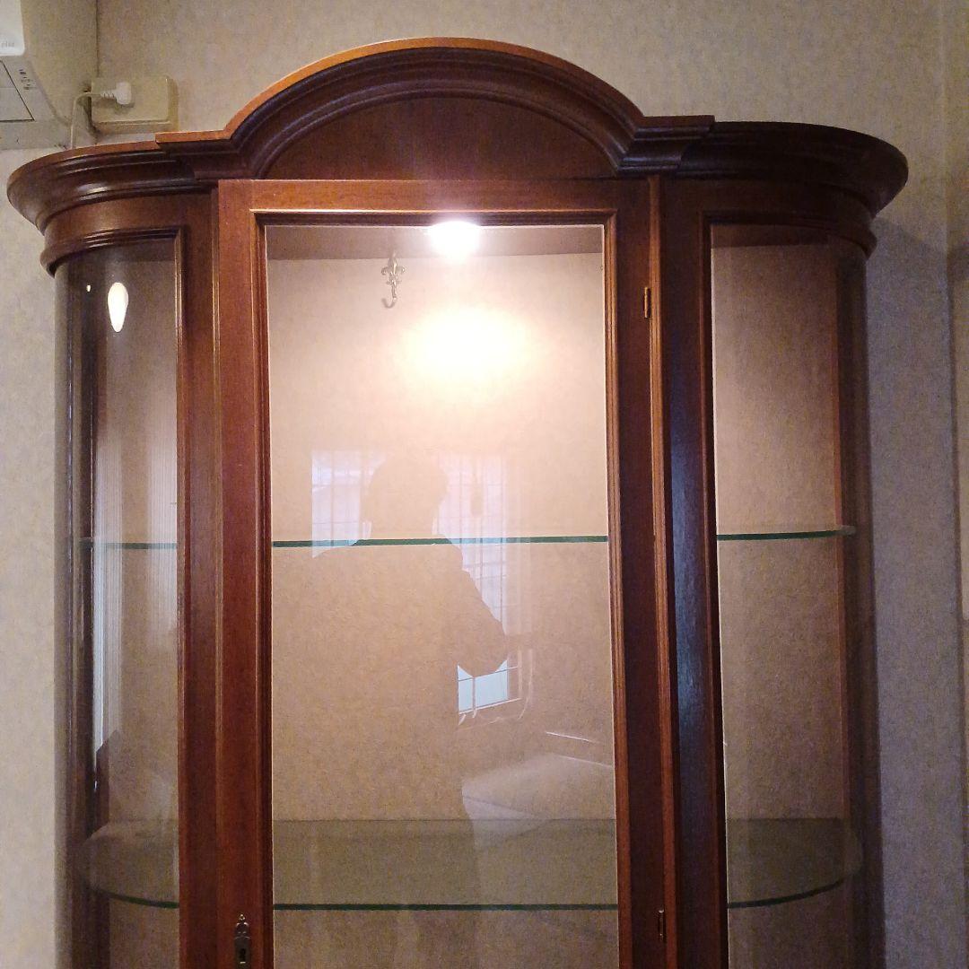 木製ガラスキャビネット 3段 内蔵ライト付き