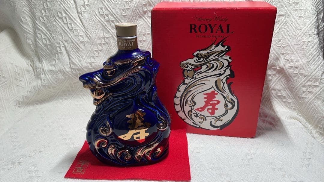 【未開封】SUNTORY ローヤル ウイスキー 干支ボトル2012 辰年