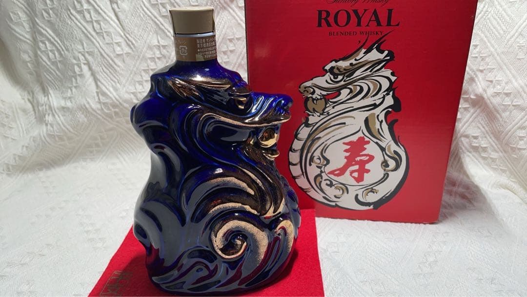 【未開封】SUNTORY ローヤル ウイスキー 干支ボトル2012 辰年