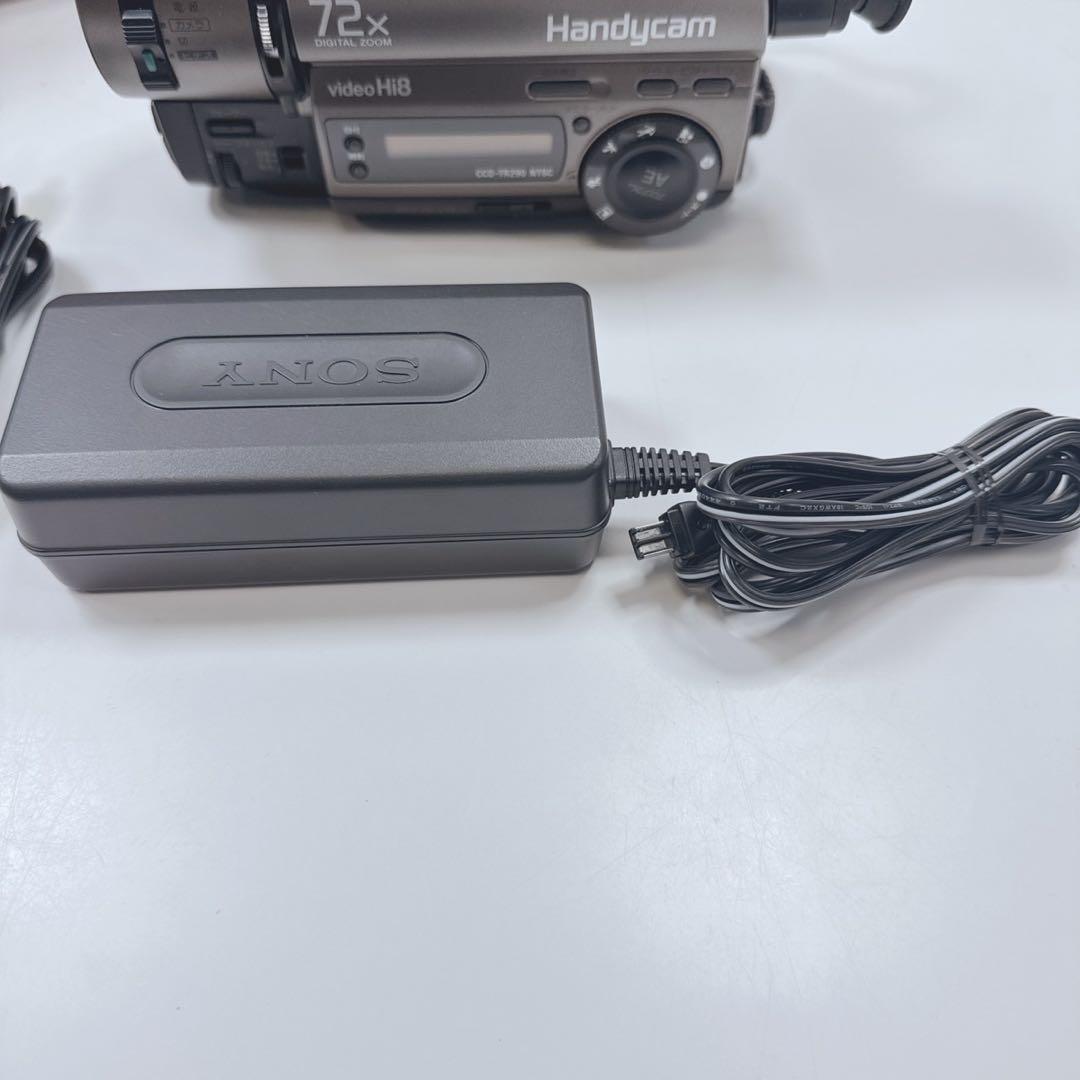 ビデオカメラ k1697 SONY Handycam video Hi8 CCD-TR290