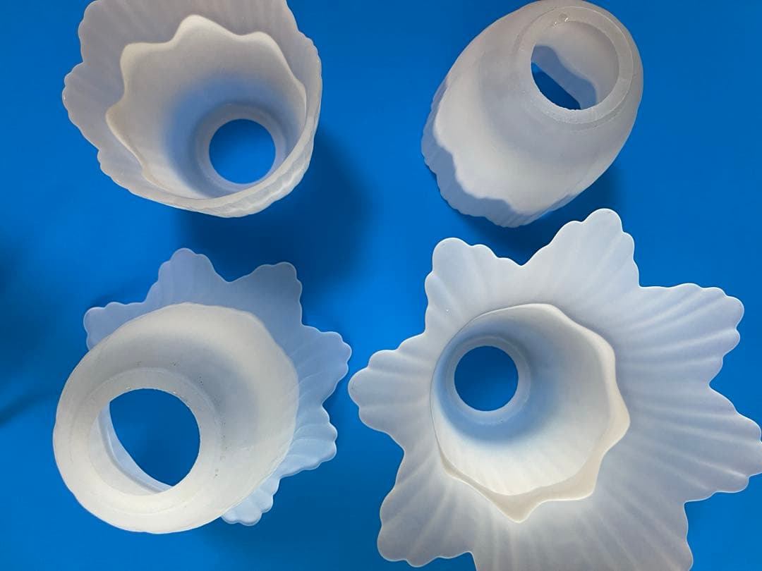 リビング　照明　フラワー型シェード