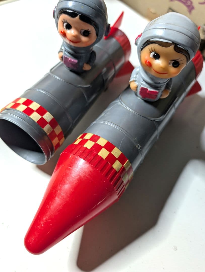 ペコちゃん ロケットカー 不二家 昭和レトロ ビンテージ ソフビ人形 当時物２品