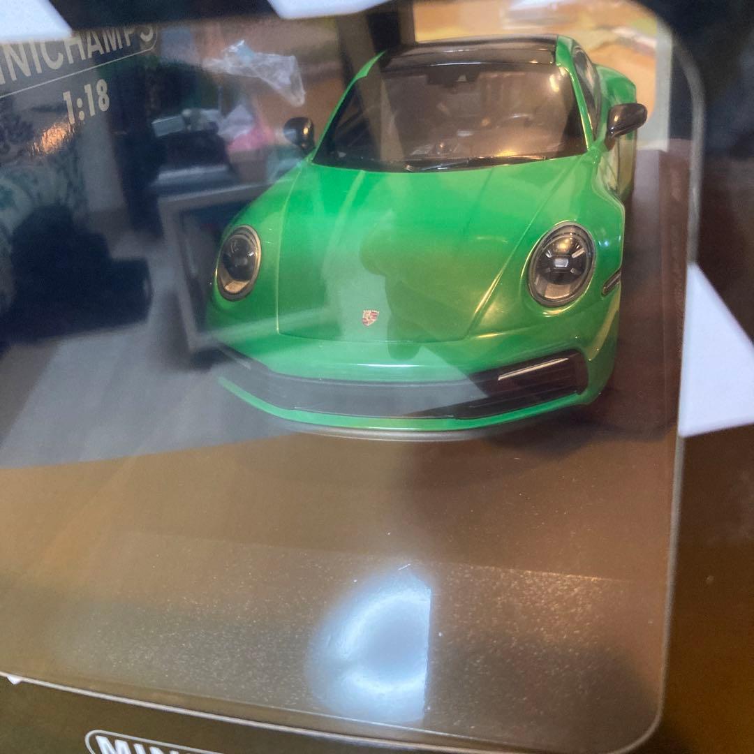 新品　ミニチャンプス◼️1/18 ポルシェ 911 カレラ 4S 限定304台