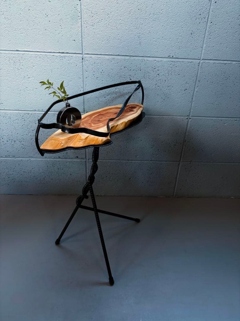 貝塚伊吹サイドテーブル観葉植物一輪挿し花台コーヒーテーブルナイトテーブル