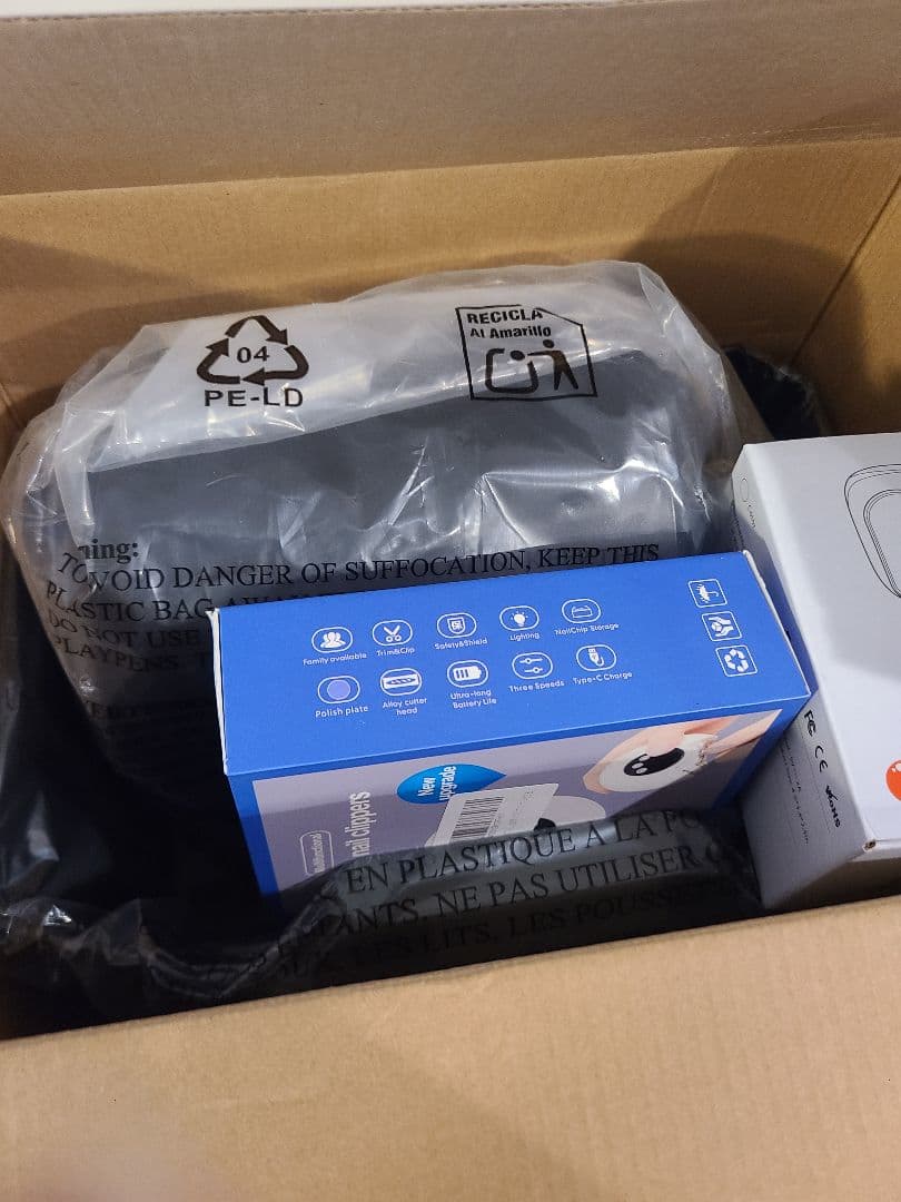 まとめ売り電動爪切 CH-707 　Fellowes シュレッダー　LX25M