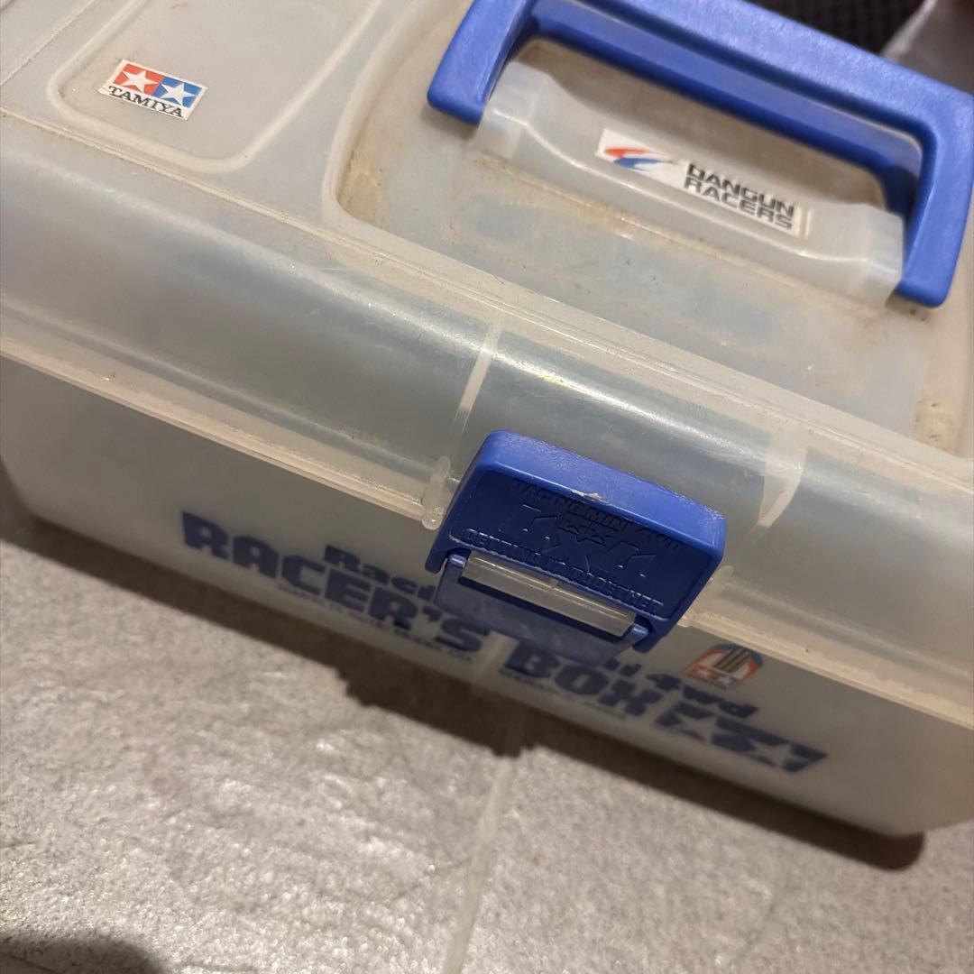 ミニ四駆及びケース