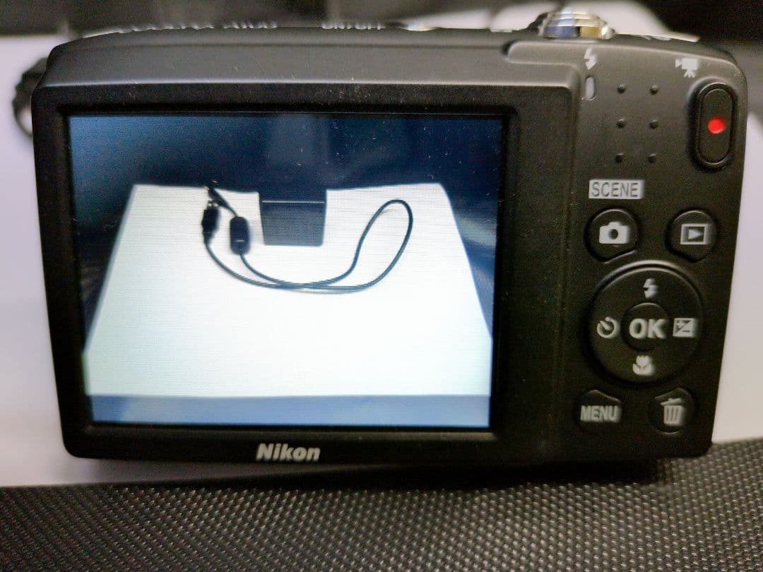 Nikon コンパクトデジタルカメラ COOLPIX A100　M2855