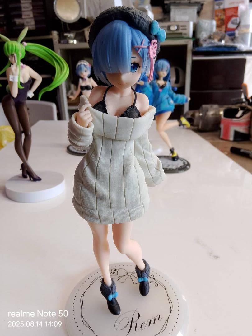 アニメキャラクター フィギュアセット。6体