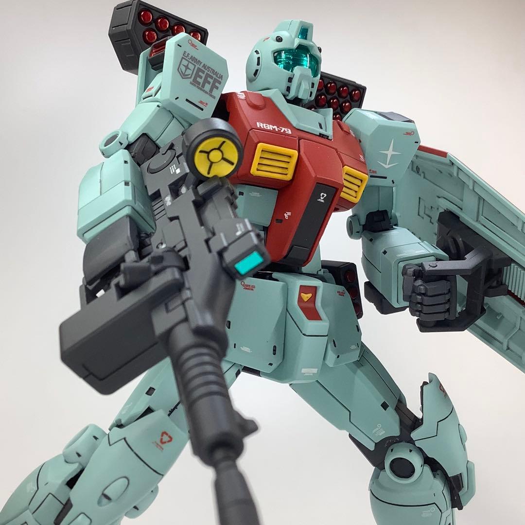 HG RGM-79 ジム【ショルダーキャノン装備/ミサイルポッド装備】