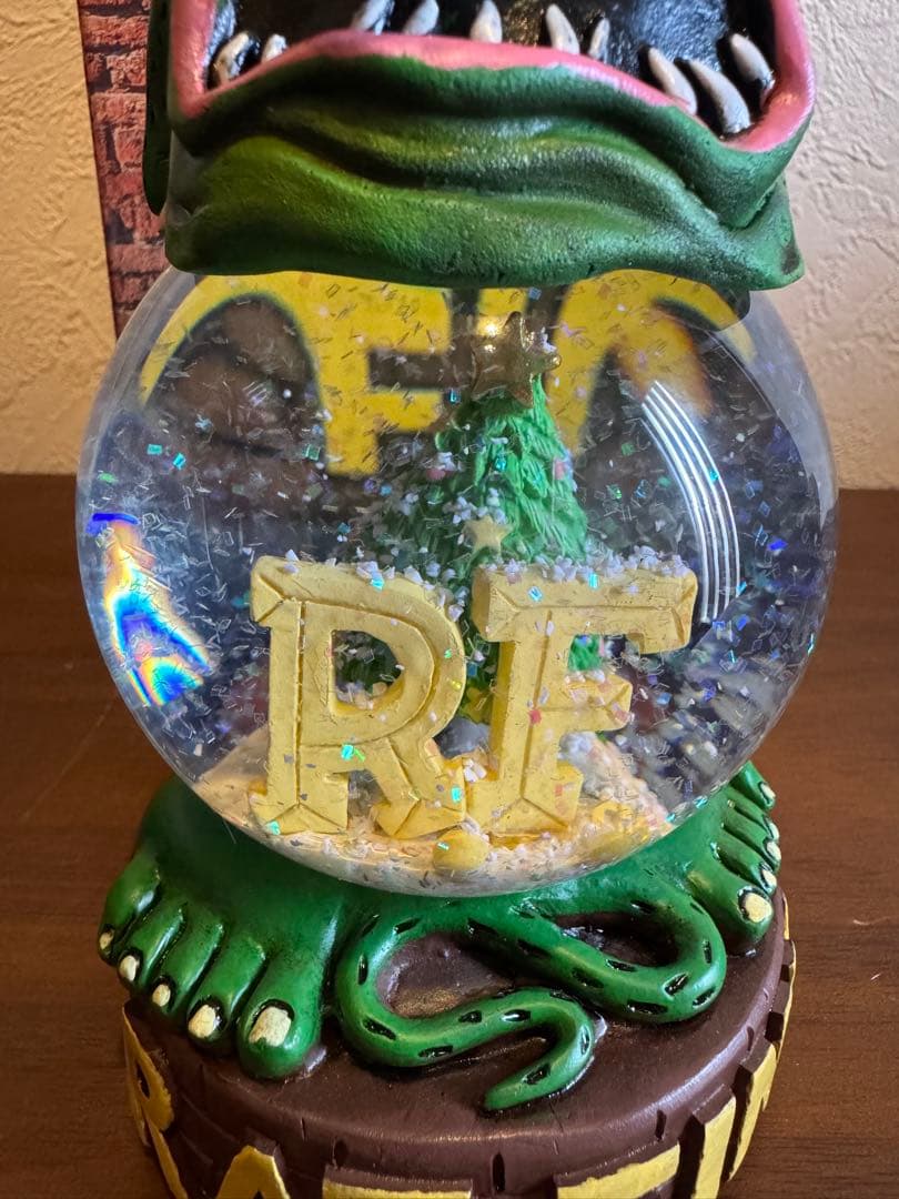 会場限定 ホッドロッドカスタムショー2025 ラットフィンク　スノーグローブ