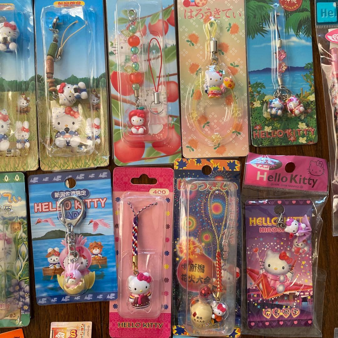 ハローキティ　ストラップ　ご当地　根付け　68点まとめ売り
