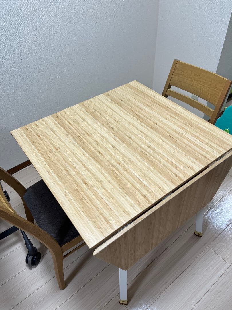 【Naomi】 ダイニングテーブル（折りたたみ式）