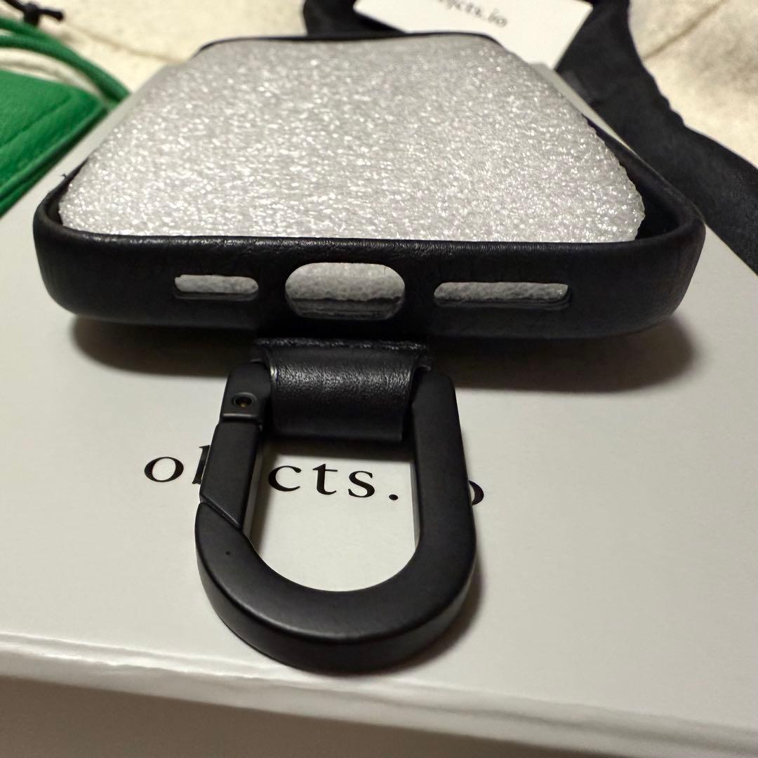 objcts.io スマホショルダー16promax ストラップ付きiPhone