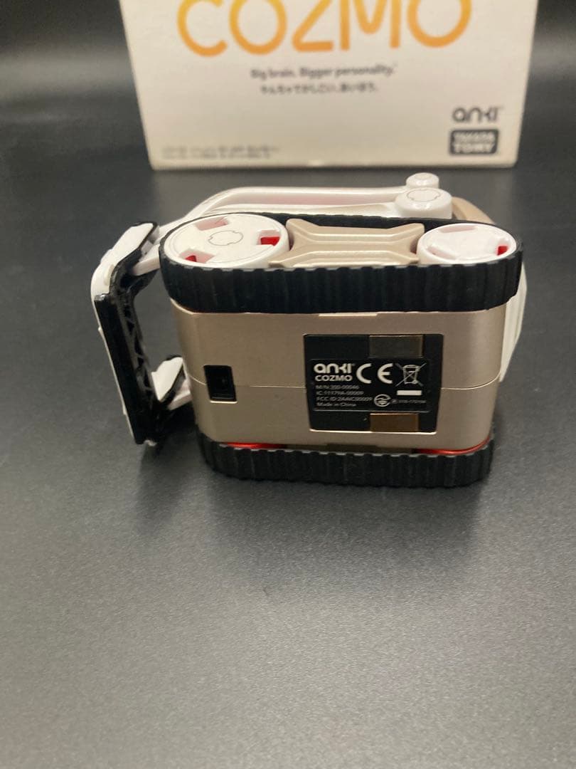 【完動美品】COZMO (コズモ)AIロボット クリスマス プレゼント 子ども