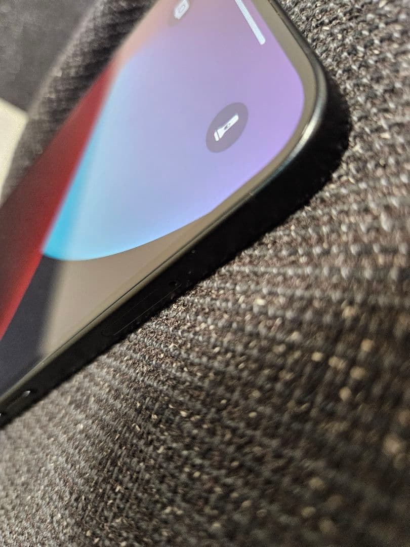 iPhone 16 128GB ブラック 本体 バッテリー容量100%