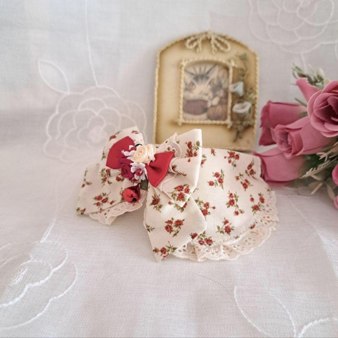 メルモママ、フラワー柄(ホワイト×ブルー)わんちゃん猫ちゃん用襟付首輪