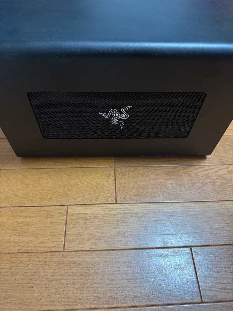 Razer Core X 外部GPUボックス 650w