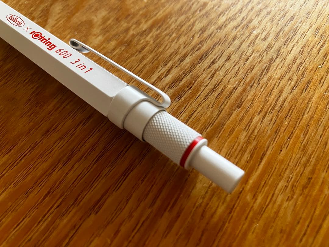 ロットリング600 3in1 ホルベインコラボ　ホワイト