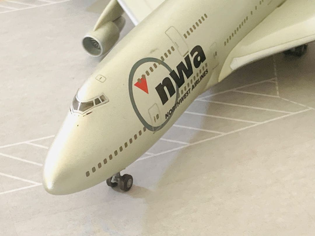 ホーガン製１／２００ＮＷＡ／Ｂ７４７－４００新旧塗装２機セットプラ樹脂製完成品