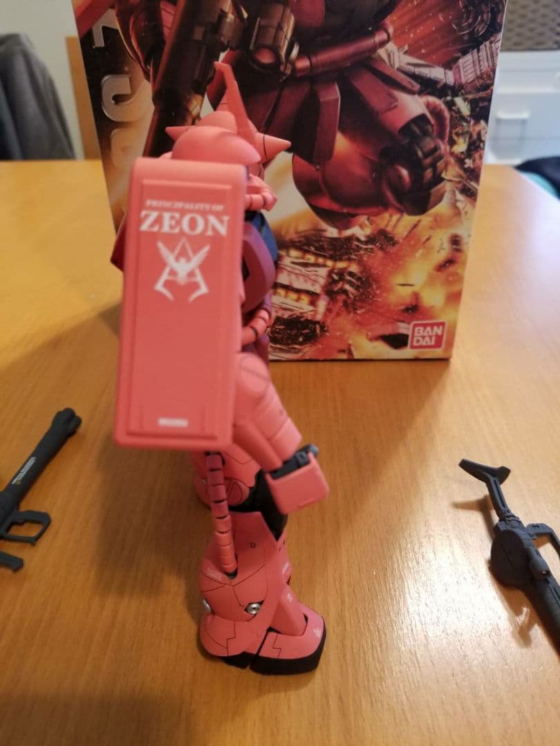 とし）MG シャア専用ザクⅡ　組立完成品