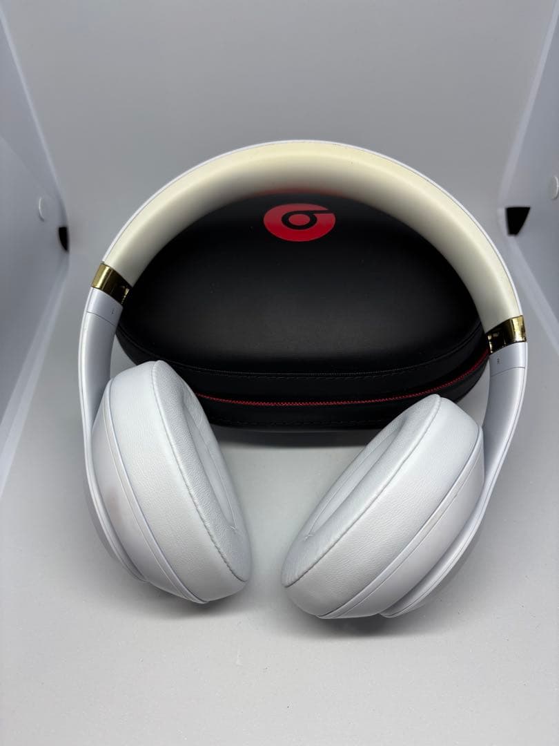 【超美品】 Beats Studio3 Wireless ホワイト　ケース付き