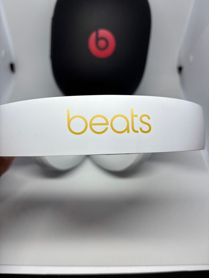 【超美品】 Beats Studio3 Wireless ホワイト　ケース付き