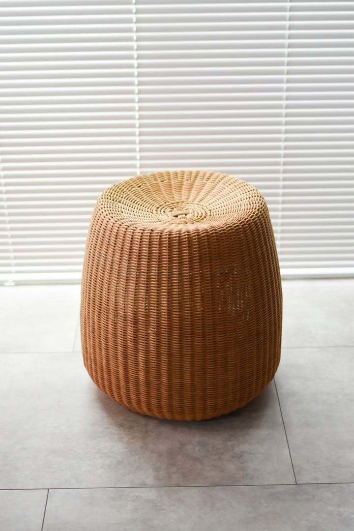 ラタン 円筒形スツール　剣持勇　ラタンスツール