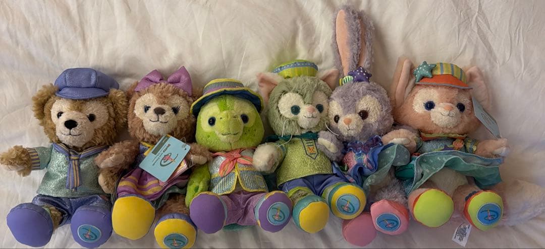 香港ディズニーランド　ダッフィーアンドフレンズ　ぬいぐるみセット　Disney