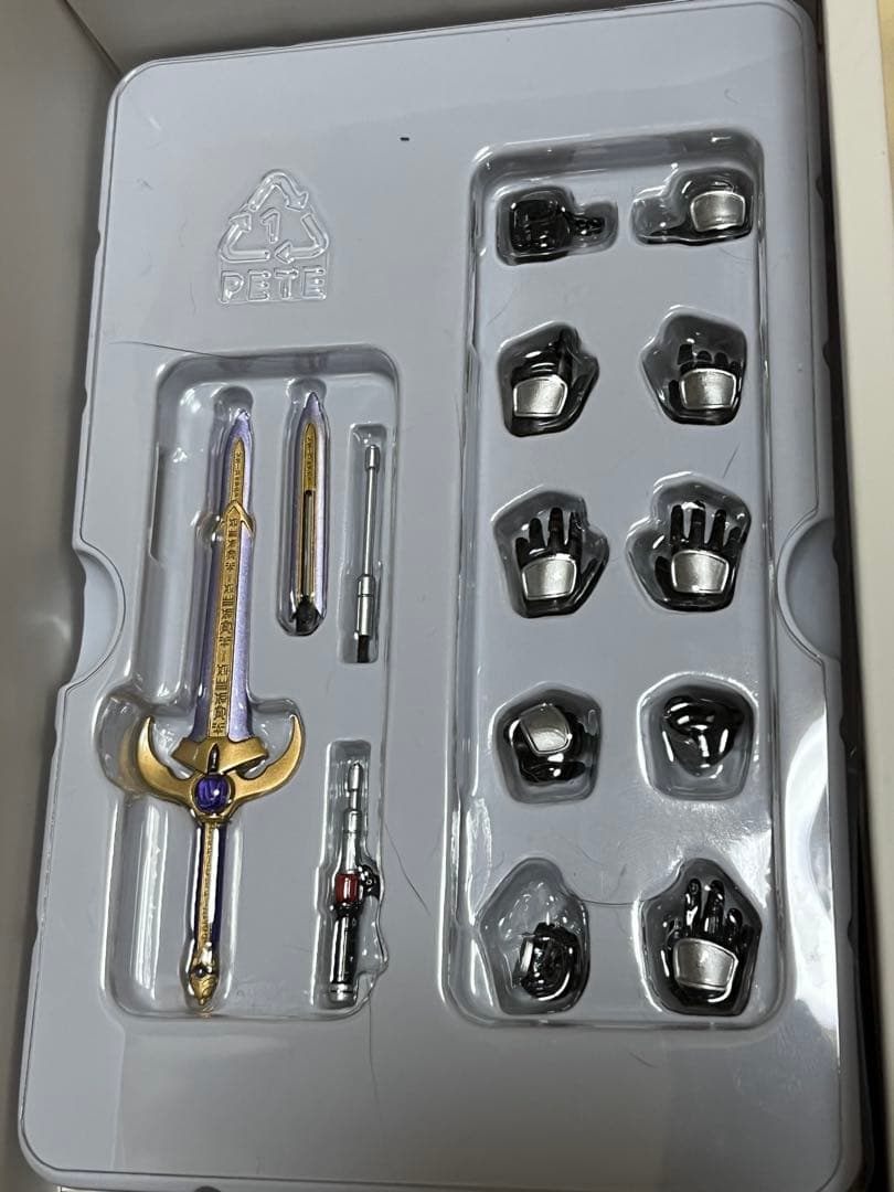 SHFiguarts 真骨彫製法　仮面ライダークウガ　タイタンフォーム