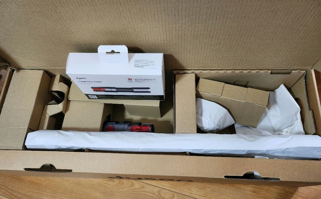 新品 Dyson cyclone v10 クリーナーヘッド 他付属品 パーツ