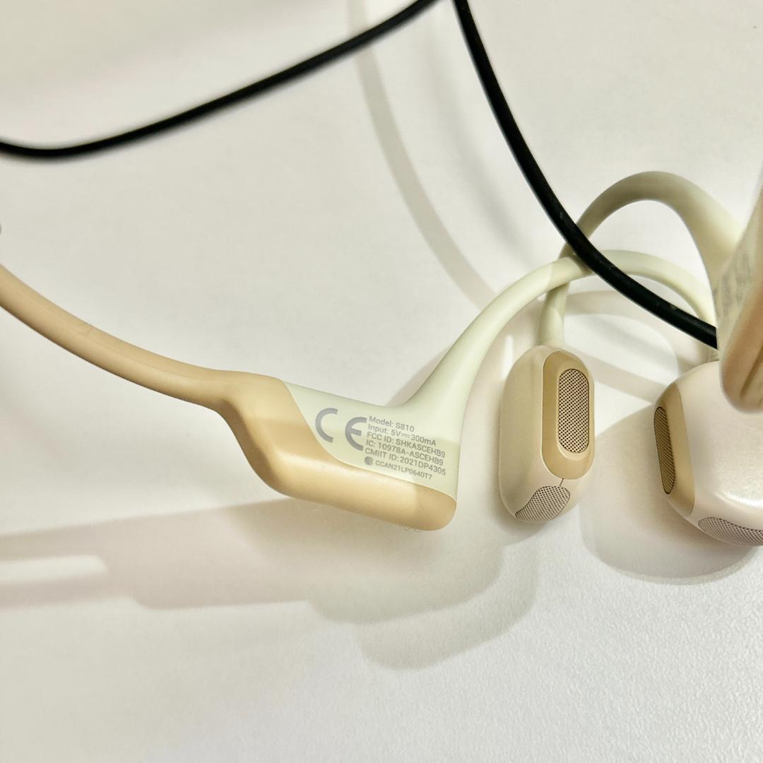 使用頻度少★ Shokz OpenRun Pro 骨伝導イヤホン ベージュ