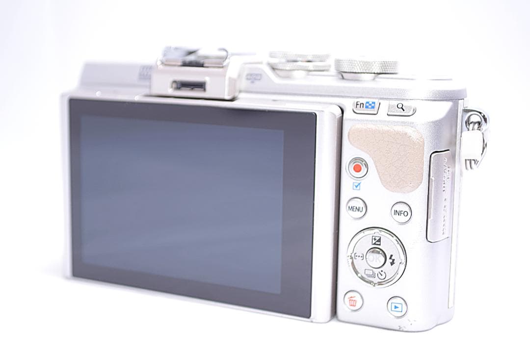 ❤️人気ホワイト❤️Wi-Fi &自撮り❤️OLYMPUS E-PL8