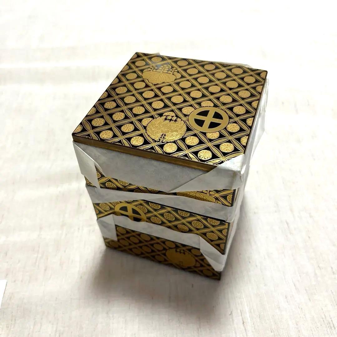 値下げしました！限定工芸品　丸十桐牡丹紋七宝繋蒔絵柄三段重