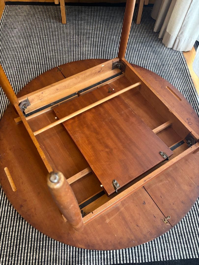 人気の ビンテージ ラウンドテーブル 伸張 拡張φ117cm チーク材