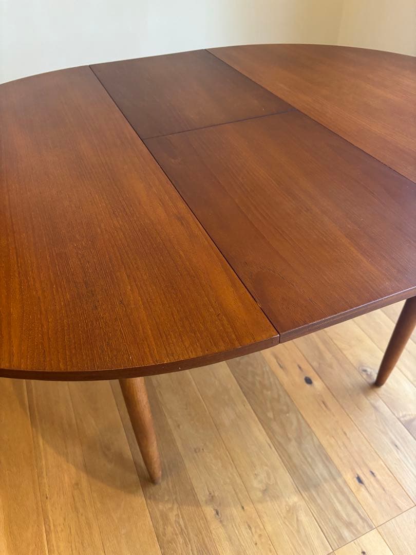 人気の ビンテージ ラウンドテーブル 伸張 拡張φ117cm チーク材