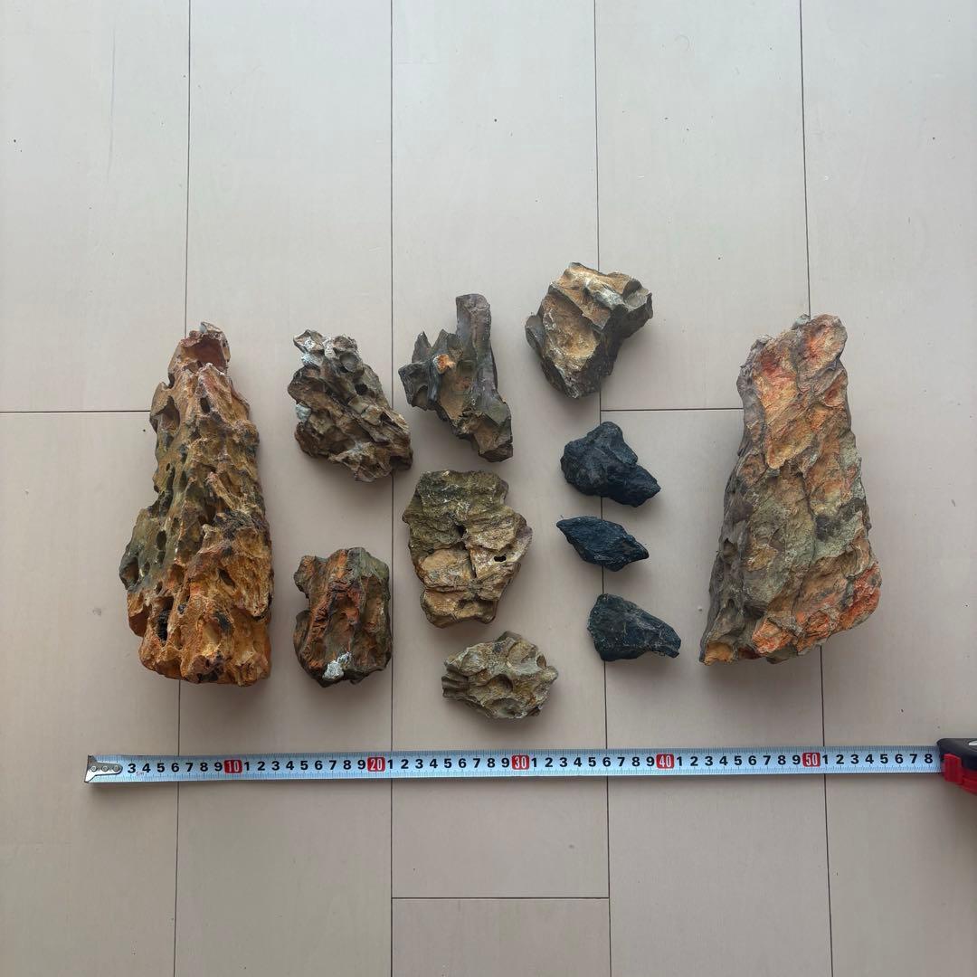 お値下げ☆ 水槽用自然石（気孔石）セット 11個　岩組みレイアウトに☆