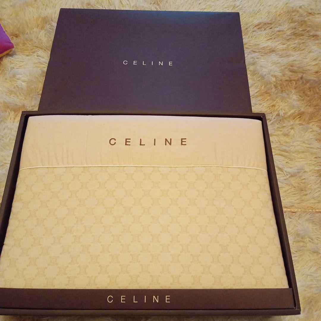 新品未使用品　CELINE　セリーヌ　マカダム柄　肌掛け布団　西川産業