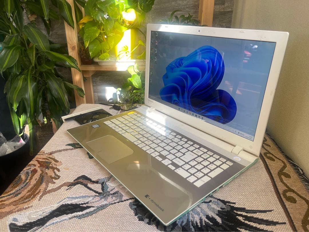 東芝PC✨サクサク動く✨薄型✨ノートパソコン✨人気のdynabook✨