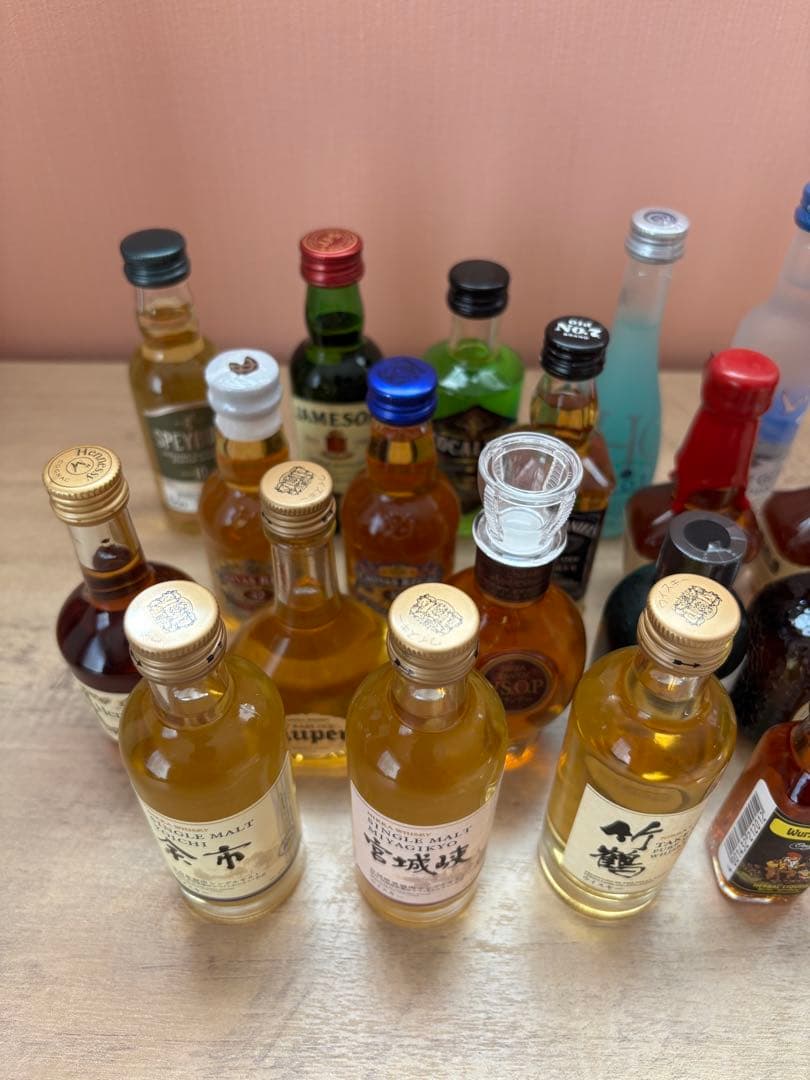 ウイスキー などのミニボトルセット 20本
