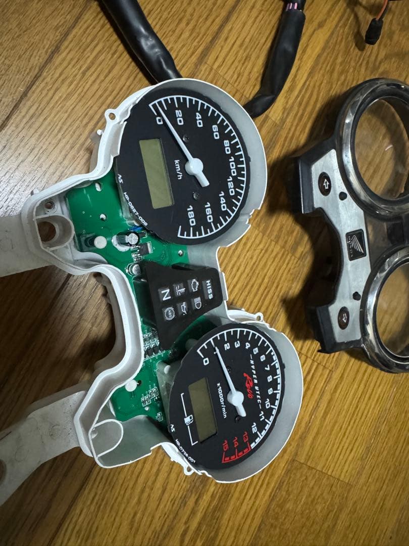 CB400SF NC42 VTEC REVO 純正メーターパネル [5158K]