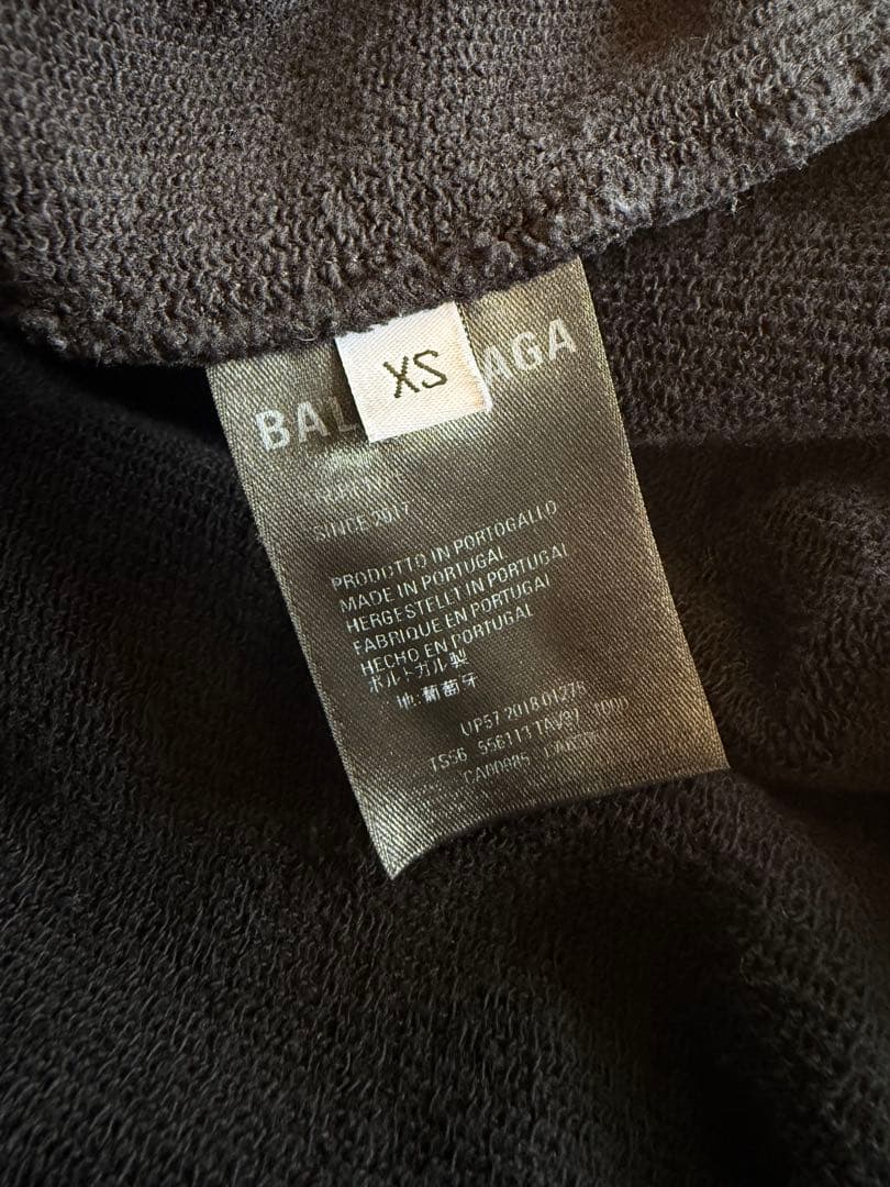 BALENCIAGA ブラック フード付きパーカー